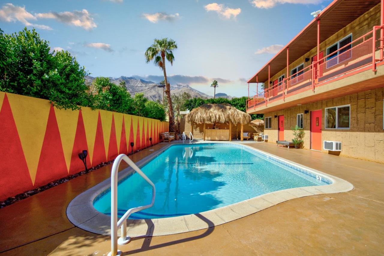Tiki Hotel Палм-Спрингс Экстерьер фото